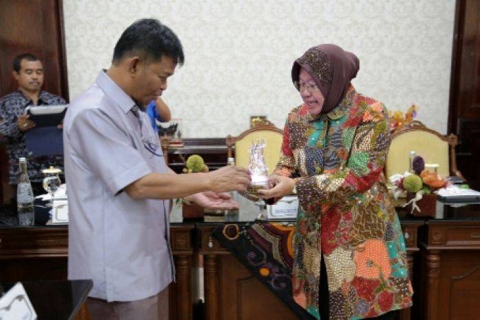 Pemkot Palu Kagumi Prestasi Surabaya 