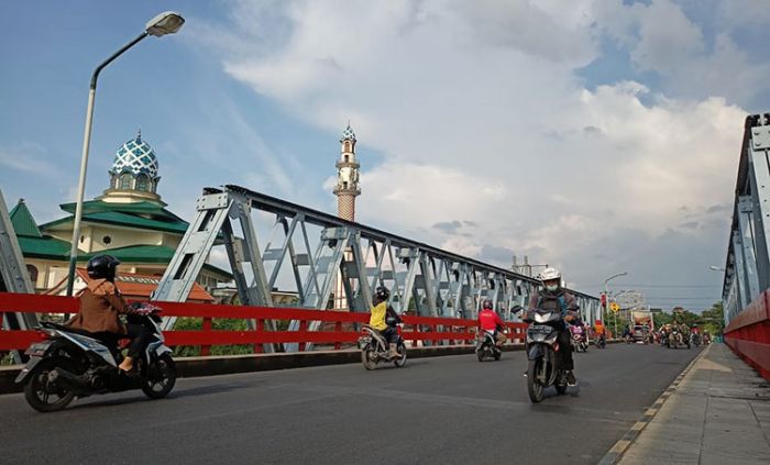 Segera Direkonstruksi, Jembatan Bandar Ngalim Akan Dibuat 4 Lajur Segera Direkonstruksi, Jembatan Bandar Ngalim Akan Dibuat 4 Lajur