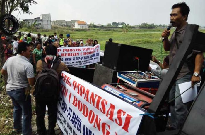 Warga Kedanyang Demo Tolak Proyek Pipa Pertamina Gas