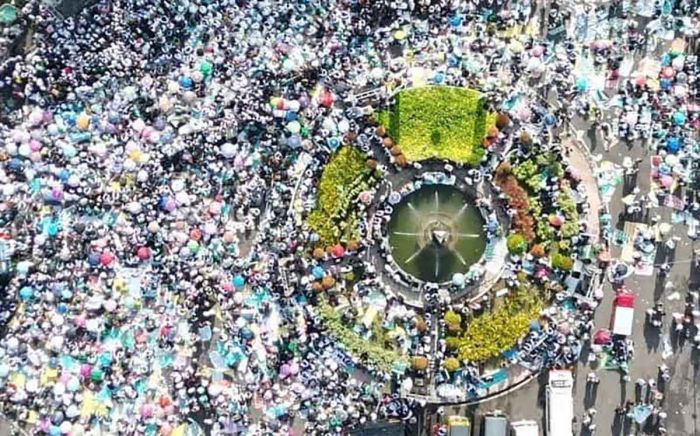 Sukses Jadi Tuan Rumah Satu Abad NU, Gus Muhdlor Apresiasi Semua Pihak Sukses Jadi Tuan Rumah Satu Abad NU, Gus Muhdlor Apresiasi Semua Pihak