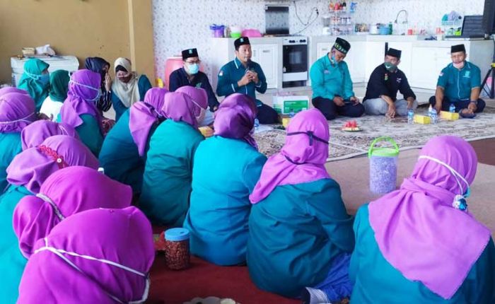 Gus Muhdlor-Subandi Optimis Raup 100 Ribu Suara di Kecamatan Waru Gus Muhdlor-Subandi Optimis Raup 100 Ribu Suara di Kecamatan Waru