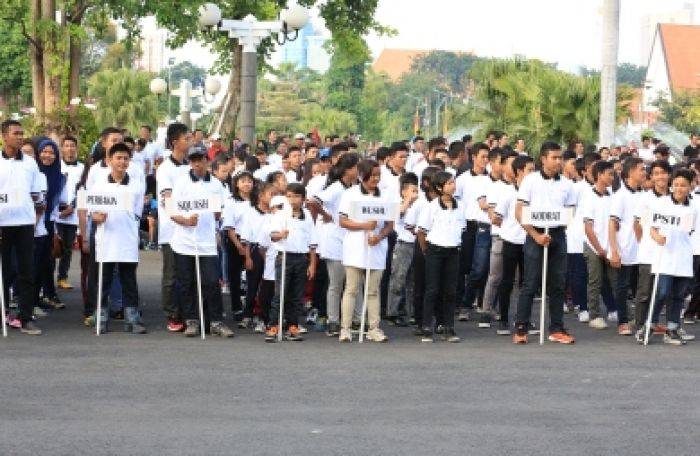 Sebelum Berangkat, Wali Kota “Bakar Semangat” Kontingen Porprov Surabaya Sebelum Berangkat, Wali Kota “Bakar Semangat” Kontingen Porprov Surabaya