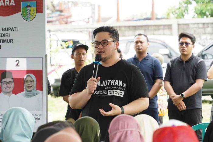 Program Mas Dhito Buat Seorang Ibu Menangis, Kok Bisa? Program Mas Dhito Buat Seorang Ibu Menangis, Kok Bisa?