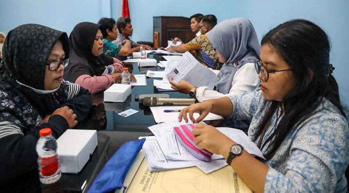 150 Warga Kediri Ikuti Verval KIP Jawara, Dinsos Jatim Dorong Usaha Ultra Mikro 150 Warga Kediri Ikuti Verval KIP Jawara, Dinsos Jatim Dorong Usaha Ultra Mikro