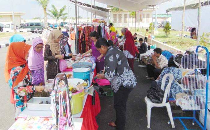 Tekan Peredaran Produk Non-Halal, MUI Blitar Gelar Bazar Produk Halal Tekan Peredaran Produk Non-Halal, MUI Blitar Gelar Bazar Produk Halal