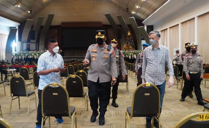 Jelang Natal 2021, Kapolresta Sidoarjo Cek Kesiapan Gereja di Kota Delta Jelang Natal 2021, Kapolresta Sidoarjo Cek Kesiapan Gereja di Kota Delta