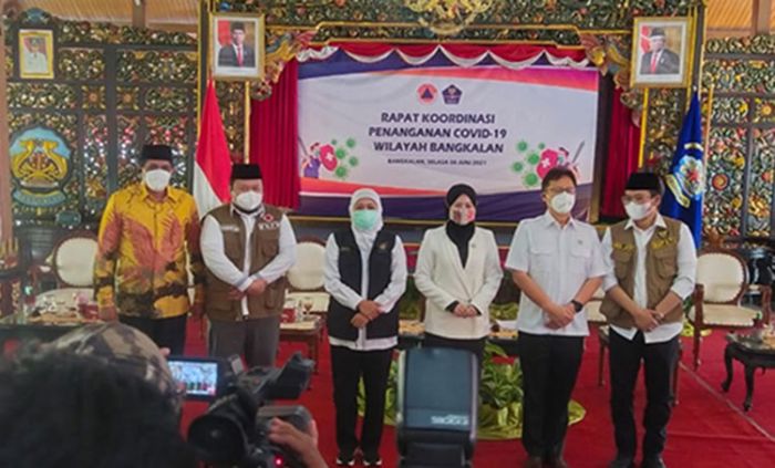 Kurangi Tekanan di RSUD Syarifah Ambami Rato Ebu Bangkalan, Menkes Siap Kirim Bantuan Nakes Kurangi Tekanan di RSUD Syarifah Ambami Rato Ebu Bangkalan, Menkes Siap Kirim Bantuan Nakes
