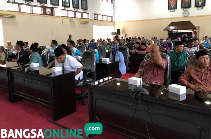 Ormas Islam Geruduk DPRD Kota Blitar, Desak Penutupan Tempat Karaoke 