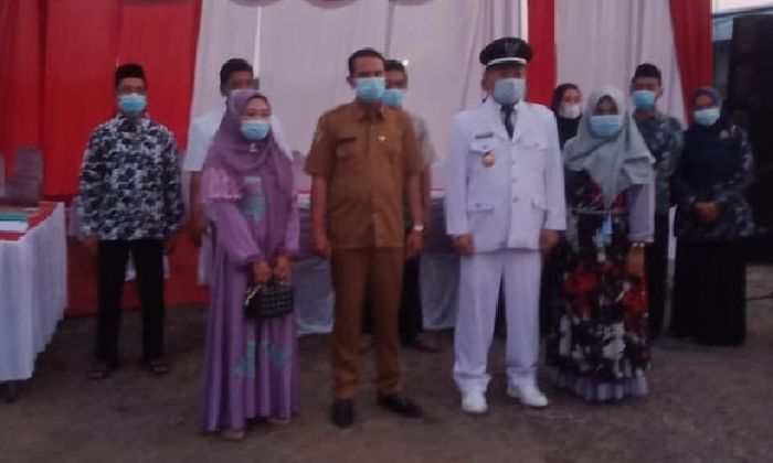 Tak Terima SK Pelantikan Dibatalkan, Suparno Ancam Gugat Camat Benjeng ke PTUN Tak Terima SK Pelantikan Dibatalkan, Suparno Ancam Gugat Camat Benjeng ke PTUN
