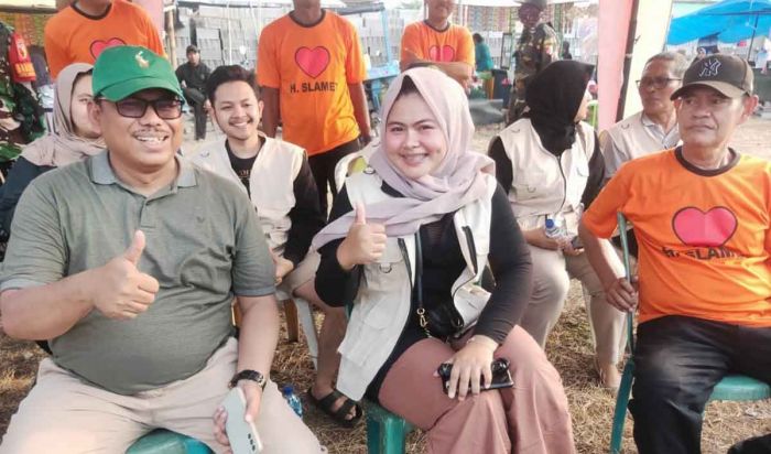 Bacaleg Gerindra Kabupaten Pasuruan Hadiri Turnamen Sepak Bola di Desa Jeruk Purut Bacaleg Gerindra Kabupaten Pasuruan Hadiri Turnamen Sepak Bola di Desa Jeruk Purut