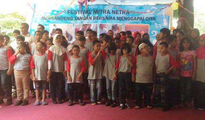 Anak-anak Tuna Netra Ini Pandai Ngaji, Main Angklung dan Operasikan Komputer Anak-anak Tuna Netra Ini Pandai Ngaji, Main Angklung dan Operasikan Komputer