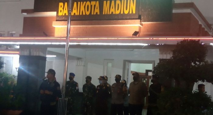 Sidak Keliling Kota, Wali Kota Madiun Dapati 1 Cafe Nekat Buka Hingga Larut Malam