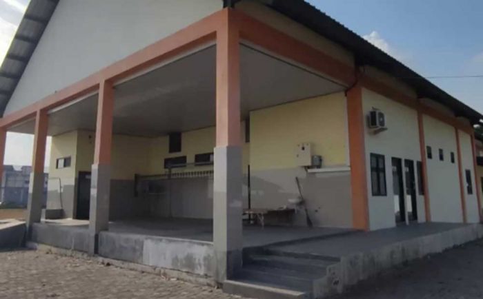 Kejari Lamongan Tetapkan Tiga Tersangka Dalam Kasus Dugaan Korupsi RPHU Senilai Rp6 Miliar Kejari Lamongan Tetapkan Tiga Tersangka Dalam Kasus Dugaan Korupsi RPHU Senilai Rp6 Miliar
