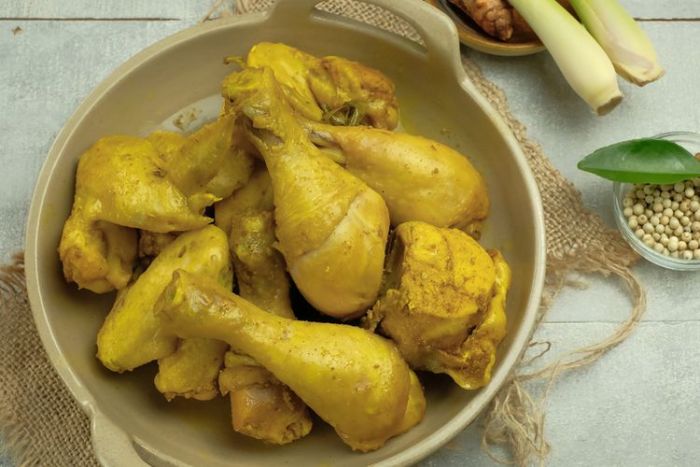 Resep Ayam Goreng Bumbu Kuning Tanpa Santan, Praktis untuk Stok Lauk Resep Ayam Goreng Bumbu Kuning Tanpa Santan, Praktis untuk Stok Lauk