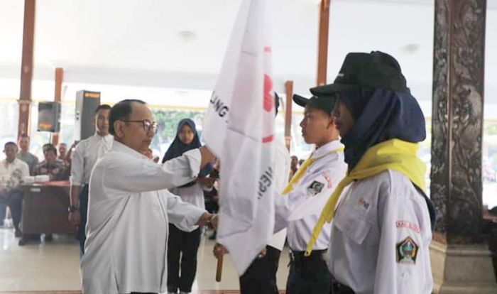 Bupati Blitar Berangkatkan Kontingen Jumbara PMR PMI ke Provinsi Jatim Bupati Blitar Berangkatkan Kontingen Jumbara PMR PMI ke Provinsi Jatim
