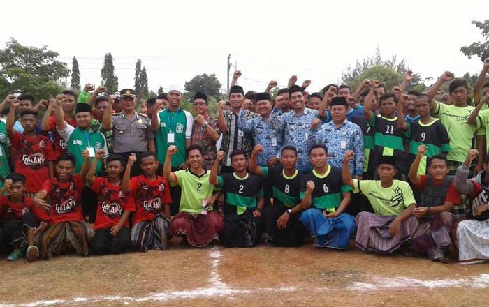Sarung Soccer Berjalan Sukses, Ketua Lesbumi Tuban Apresiasi Peran Santri Sarung Soccer Berjalan Sukses, Ketua Lesbumi Tuban Apresiasi Peran Santri