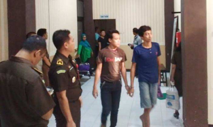 Jelang Hari Raya Idul Fitri, Kejari Sidoarjo Limpahkan 70 Perkara ke PN Jelang Hari Raya Idul Fitri, Kejari Sidoarjo Limpahkan 70 Perkara ke PN
