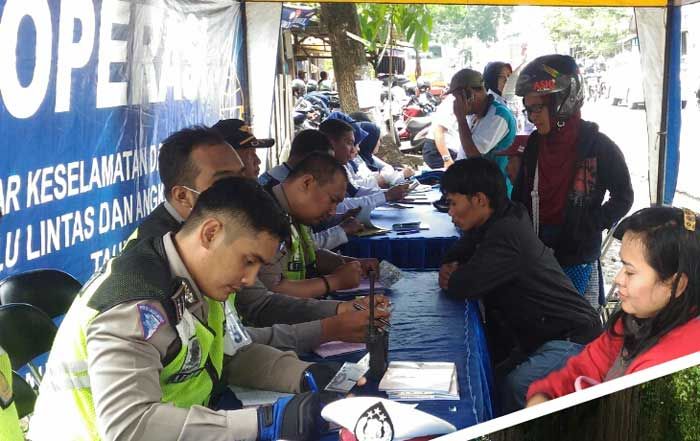 Hari Terakhir Operasi Zebra, Total 6000 Pelanggar Lalin di Kota Malang Ditilang Hari Terakhir Operasi Zebra, Total 6000 Pelanggar Lalin di Kota Malang Ditilang