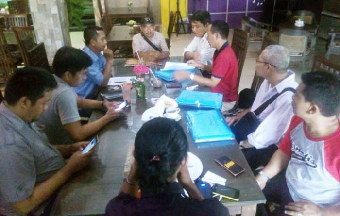 Pelajar Sidoarjo Antusias Ikuti Lomba Esai Andai Aku Jadi Anggota DPRD Pelajar Sidoarjo Antusias Ikuti Lomba Esai Andai Aku Jadi Anggota DPRD