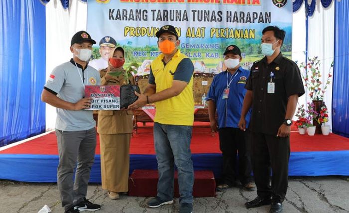 Bupati Ngawi Persiapkan Generasi Muda Sebagai Petani Andal Bupati Ngawi Persiapkan Generasi Muda Sebagai Petani Andal