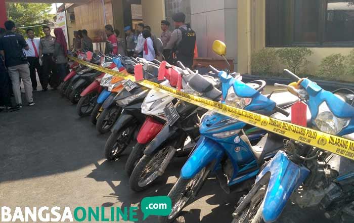 Polres Bojonegoro Bekuk Spesialis Pencuri Sepeda Motor asal Baureno Polres Bojonegoro Bekuk Spesialis Pencuri Sepeda Motor asal Baureno
