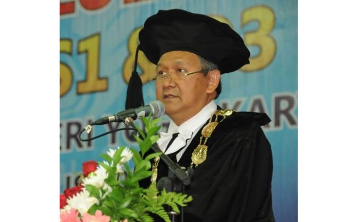 Prof Rochmat Wahab: Kader NU Kritis Dimatikan, Sami’na Waatha’na Disalahartikan Prof Rochmat Wahab: Kader NU Kritis Dimatikan, Sami’na Waatha’na Disalahartikan