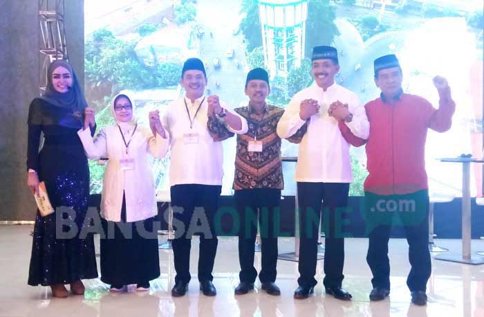 Adu Ide dan Gagasan Pembangunan dalam Debat Perdana Cabup-Cawabup Jombang Adu Ide dan Gagasan Pembangunan dalam Debat Perdana Cabup-Cawabup Jombang