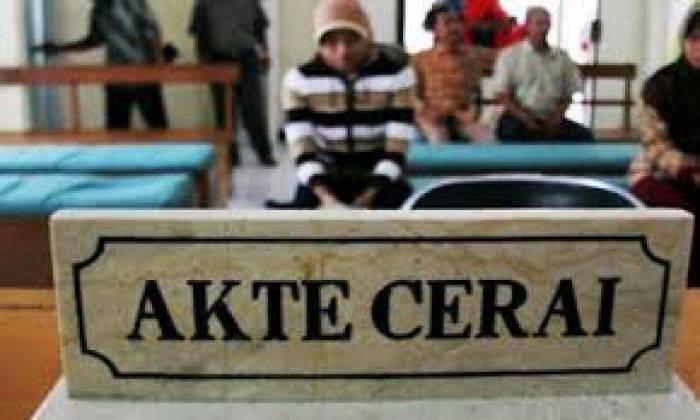 23 PNS Kota Malang Ajukan Gugat Cerai, Keretakan Rumah Tangga Banyak terjadi pada Guru 23 PNS Kota Malang Ajukan Gugat Cerai, Keretakan Rumah Tangga Banyak terjadi pada Guru