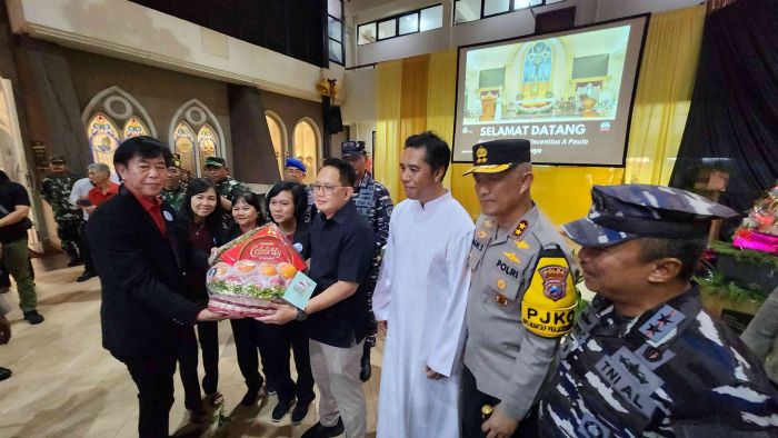 Tujuh Gereja Prioritas, Forkopimda Pastikan Misa Natal Aman, Kunjungi Gereja Katolik St Vincentius Tujuh Gereja Prioritas, Forkopimda Pastikan Misa Natal Aman, Kunjungi Gereja Katolik St Vincentius
