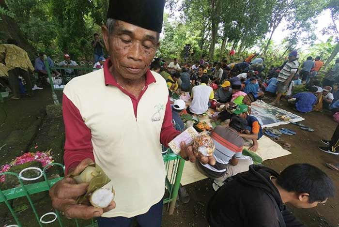 Clorotan Tradisi Unik dari Jombang, Upaya Menangkal Petir 