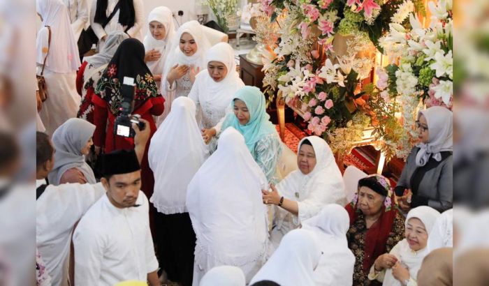 Resepsi Pernikahan Ima - Fadil, Pagi Modern, Malam Jawa, Berikut Rangkaian Acaranya Resepsi Pernikahan Ima - Fadil, Pagi Modern, Malam Jawa, Berikut Rangkaian Acaranya