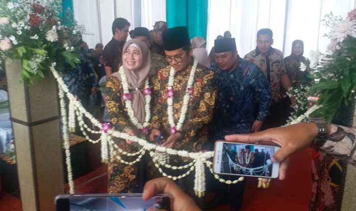 Bupati Latif Buka Pekan Raya Bangkalan Sebagai Puncak Hari Jadi Bangkalan ke-488 Bupati Latif Buka Pekan Raya Bangkalan Sebagai Puncak Hari Jadi Bangkalan ke-488