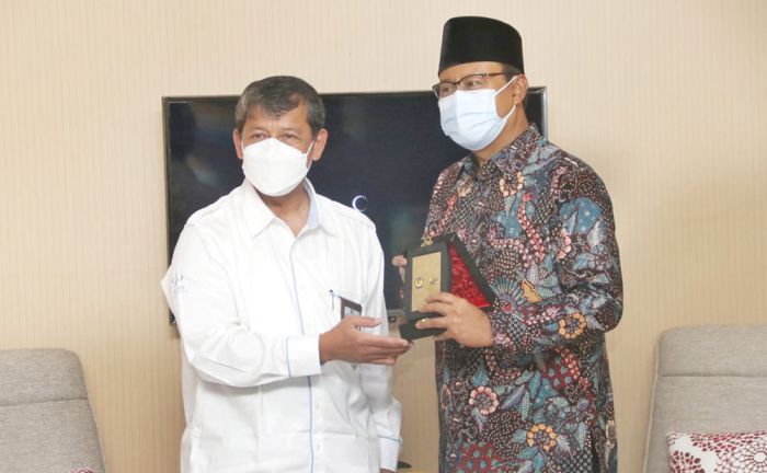 FGD Penguatan Fiskal Daerah, Gus Ipul: Semua OPD Harus Perbaiki Kinerja Khusus Sektor Keuangan FGD Penguatan Fiskal Daerah, Gus Ipul: Semua OPD Harus Perbaiki Kinerja Khusus Sektor Keuangan