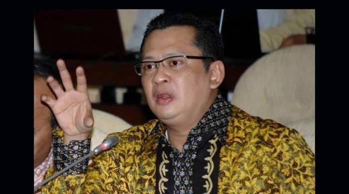 Politik 2016 Diprediksi Menteri Saling Serang, Politik Tetap Gaduh