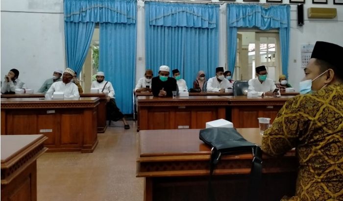 MUI Jatim Ajak MUI Daerah Seriusi Persoalan Ekonomi MUI Jatim Ajak MUI Daerah Seriusi Persoalan Ekonomi