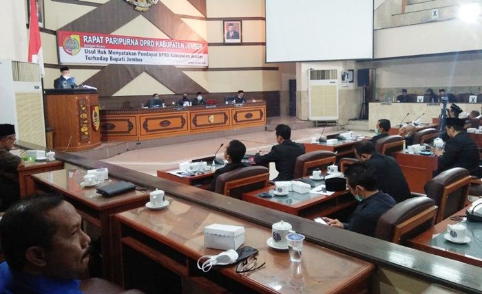 45 Anggota DPRD Jember Sepakat Usulkan Pemberhentian Bupati Faida 45 Anggota DPRD Jember Sepakat Usulkan Pemberhentian Bupati Faida