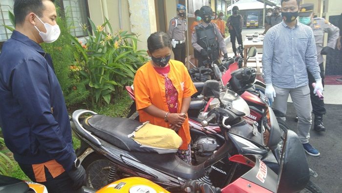 Buat Bayar Utang, Seorang IRT di Ngawi Nekat Curi Motor di Sawah Buat Bayar Utang, Seorang IRT di Ngawi Nekat Curi Motor di Sawah