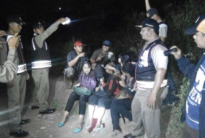 Razia Siang dan Malam, Satpol PP Pasuruan Amankan Belasan PSK, Satu Mengidap HIV/AIDS Razia Siang dan Malam, Satpol PP Pasuruan Amankan Belasan PSK, Satu Mengidap HIV/AIDS