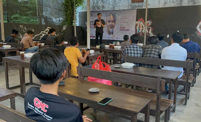 GMC Pamekasan Berikan Kultum kepada Mahasiswa dan Bagi-Bagi Takjil Gratis GMC Pamekasan Berikan Kultum kepada Mahasiswa dan Bagi-Bagi Takjil Gratis