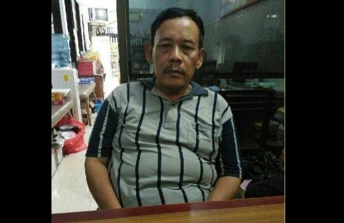 Kepala Resort Polhut Tempursari Tertangkap Nyabu di Rumah Dinas Kepala Resort Polhut Tempursari Tertangkap Nyabu di Rumah Dinas
