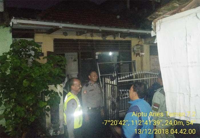 Korsleting Listrik, Rumah di Wonocolo Sidoarjo Terbakar Korsleting Listrik, Rumah di Wonocolo Sidoarjo Terbakar
