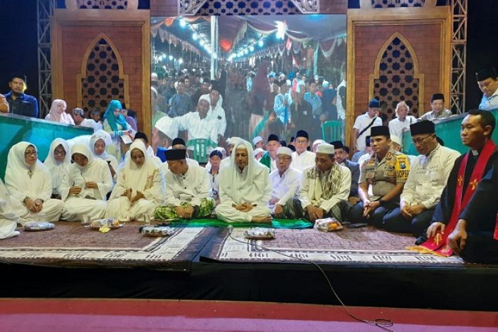 Ribuan Jemaah Hadiri Mojokerto Bersholawat Ribuan Jemaah Hadiri Mojokerto Bersholawat