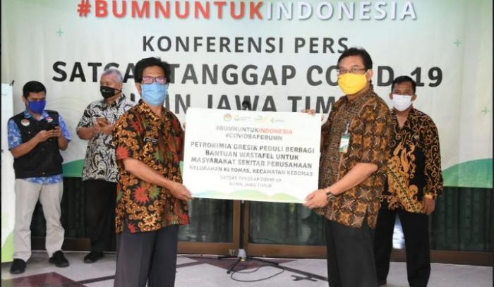 Sambut New Normal, Petrokimia Gencar Salurkan Bantuan Sambut New Normal, Petrokimia Gencar Salurkan Bantuan