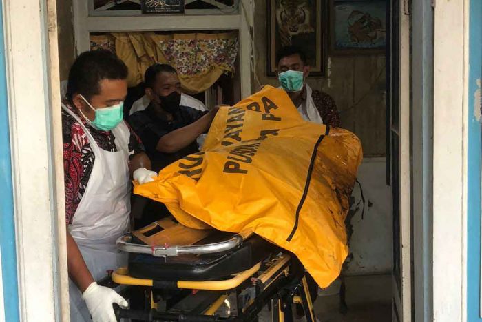 Punya Riwayat Sakit Jantung, Kakek 60 Tahun di Sidoarjo Ditemukan Tak Bernyawa Punya Riwayat Sakit Jantung, Kakek 60 Tahun di Sidoarjo Ditemukan Tak Bernyawa