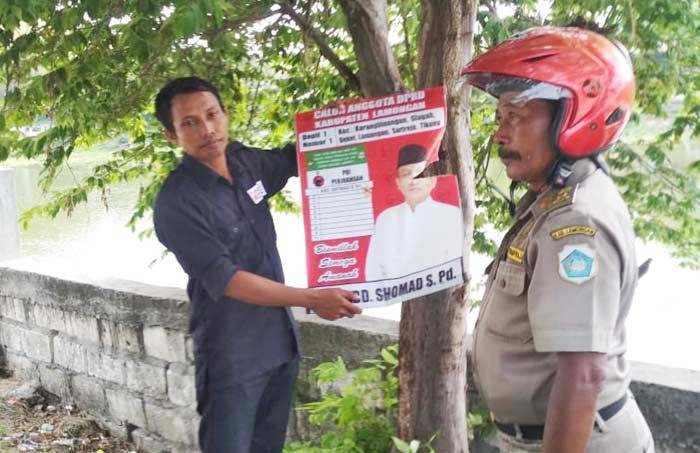 Banyak yang Melanggar, Bawaslu Lamongan Amankan Ratusan APK Banyak yang Melanggar, Bawaslu Lamongan Amankan Ratusan APK