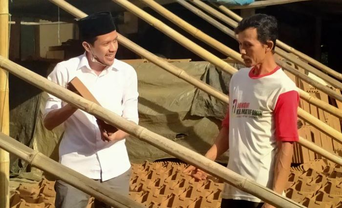 Bacawabup Trenggalek Syah Natanegara Tawarkan Konsep Pemasaran Modern di Industri Genteng Bacawabup Trenggalek Syah Natanegara Tawarkan Konsep Pemasaran Modern di Industri Genteng