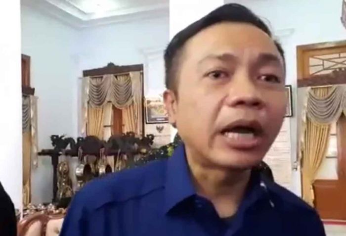 Ajudan Istri Batal Dimutasi, Wakil Bupati Blitar Tak Jadi Undur Diri Ajudan Istri Batal Dimutasi, Wakil Bupati Blitar Tak Jadi Undur Diri