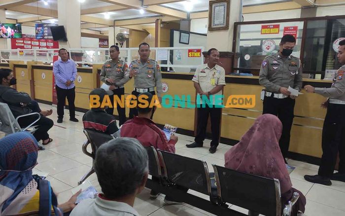 Selama Libur Lebaran, KB Samsat Mojokerto Hapus Denda Kendaraan Bermotor Selama Libur Lebaran, KB Samsat Mojokerto Hapus Denda Kendaraan Bermotor