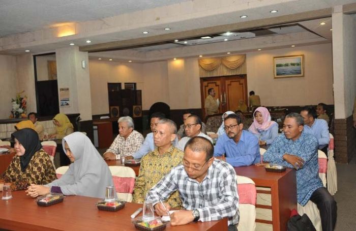 DPRD Gresik Kecam Hasil Rekrutmen 3 Besar Calon Dirut PDAM DPRD Gresik Kecam Hasil Rekrutmen 3 Besar Calon Dirut PDAM