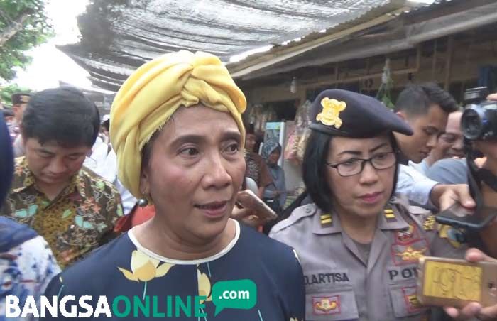 Ombak Ganas, Susi Pudjiastuti Imbau Nelayan Tidak Melaut Sementara Waktu 